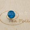 Bague argentée et décoration bleue/blanc en résine