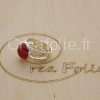 Bague argentée et partie centrale rouge et blanche